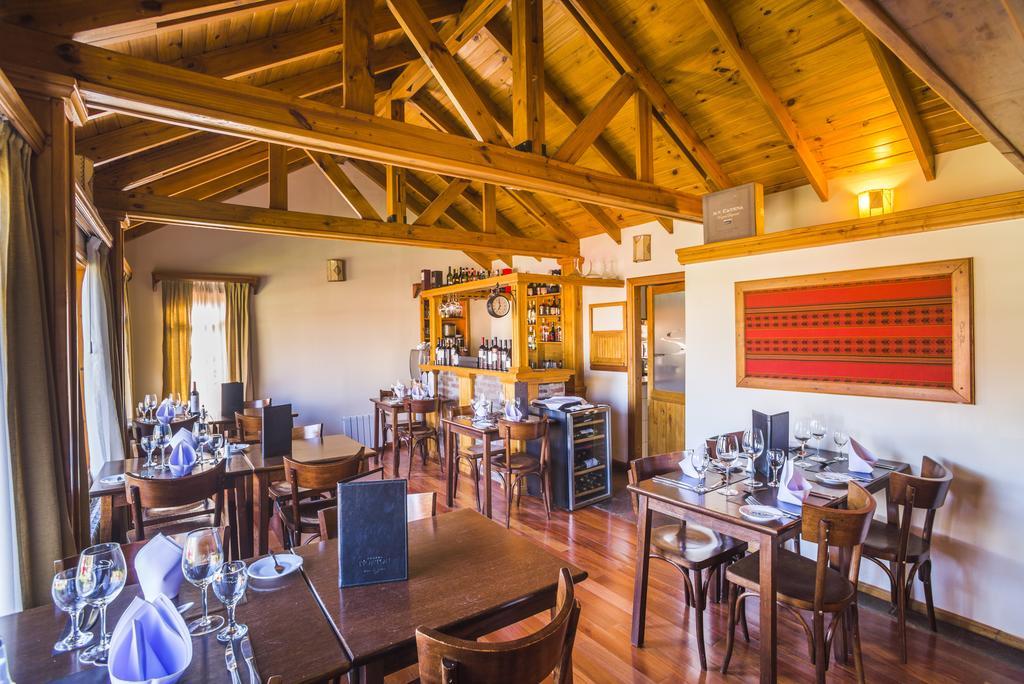 Hosteria Senderos El Chalten Bagian luar foto