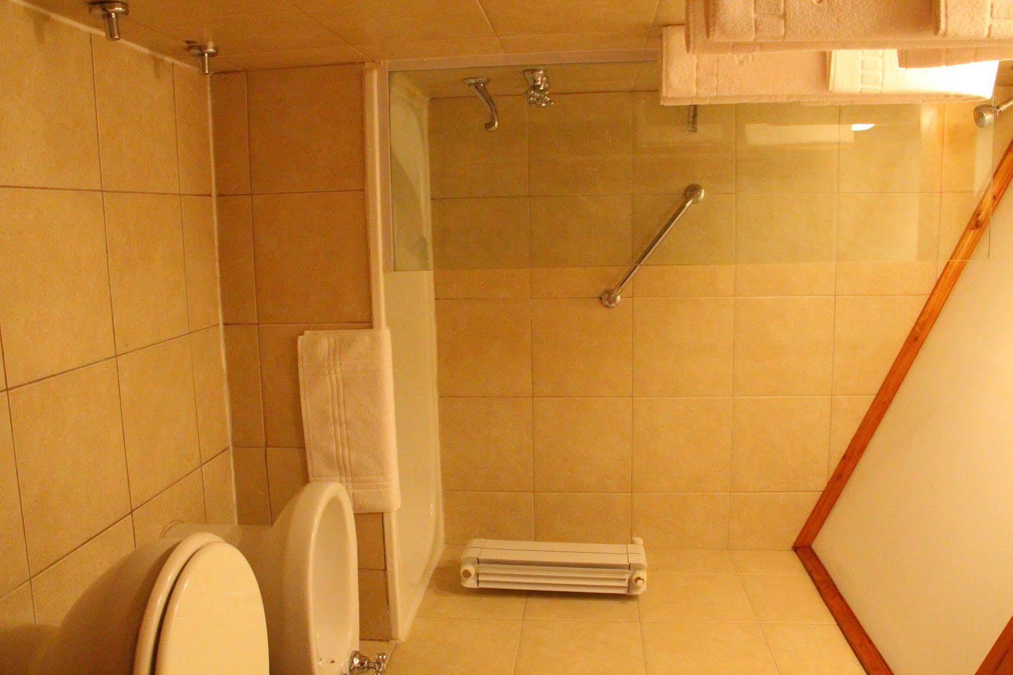 Hosteria Senderos El Chalten Bagian luar foto